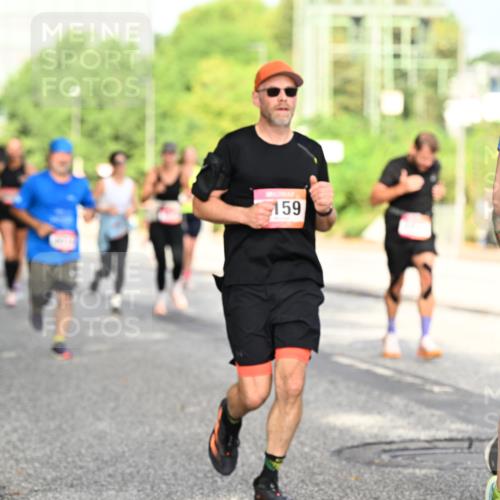 06.09.2026 - CURREX Alsterlauf Dr. Thomas Lammeyer http://msf.ph/oto/10130826 06.09.2026 09:53:29 Laufen 159, 3673 meine-sportfotos.de