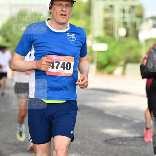 06.09.2026 - CURREX Alsterlauf Dr. Thomas Lammeyer http://msf.ph/oto/10130901 06.09.2026 09:53:38 Laufen 4740, 3795 meine-sportfotos.de