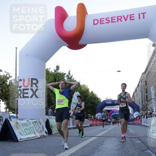 06.09.2026 - CURREX Alsterlauf Yannick Fuchs http://msf.ph/oto/10130947 06.09.2026 09:38:52 Ziel 2371, 5469, 5739, 5971, 6284, 6370, 8010, 8199 meine-sportfotos.de