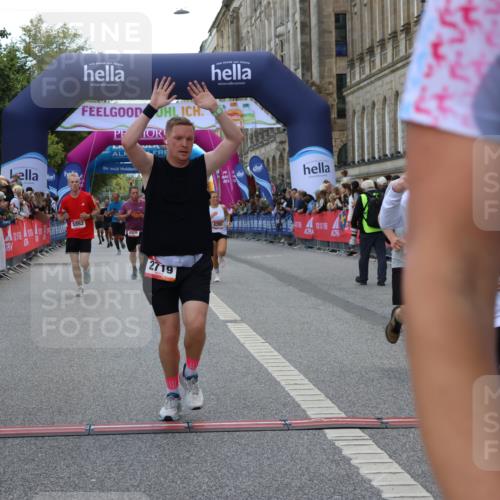 06.09.2026 - CURREX Alsterlauf Strokosch-Dieckow http://msf.ph/oto/10130954 06.09.2026 09:51:58 Ziel 2002, 2719, 3041, 3202, 4200, 4332, 4333, 4667, 4742, 4845, 5621, 5862, 5882, 6023, 6092, 6206, 8280 meine-sportfotos.de