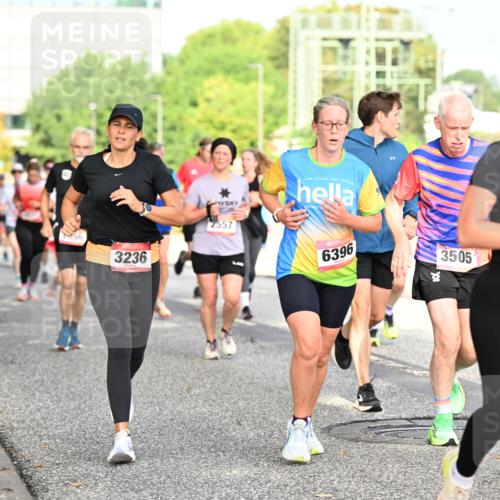 06.09.2026 - CURREX Alsterlauf Dr. Thomas Lammeyer http://msf.ph/oto/10130972 06.09.2026 09:53:48 Laufen 3236, 2557, 6396, 3505, 4870 meine-sportfotos.de