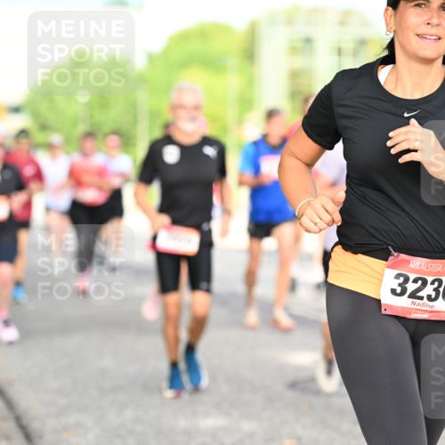 06.09.2026 - CURREX Alsterlauf Dr. Thomas Lammeyer http://msf.ph/oto/10130994 06.09.2026 09:53:50 Laufen 3236 meine-sportfotos.de