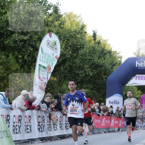06.09.2026 - CURREX Alsterlauf Yannick Fuchs http://msf.ph/oto/10131008 06.09.2026 09:38:56 Ziel 2371, 2784, 5333, 5692, 5971, 6284, 6370, 8010, 8199 meine-sportfotos.de