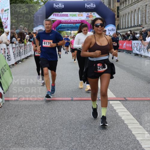 06.09.2026 - CURREX Alsterlauf Strokosch-Dieckow http://msf.ph/oto/10131023 06.09.2026 10:05:03 Ziel 2343, 2512, 2709, 3317, 3412, 3452, 3793, 3853, 3854, 3968, 4549, 5022, 5329, 5765, 6179, 6209, 6251, 6253, 6282, 8064, 8099, 8298 meine-sportfotos.de