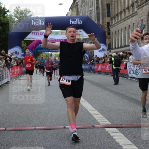 06.09.2026 - CURREX Alsterlauf Strokosch-Dieckow http://msf.ph/oto/10131027 06.09.2026 09:51:58 Ziel 2002, 2719, 3041, 3202, 4200, 4332, 4333, 4667, 4742, 4845, 5621, 5862, 5882, 6023, 6092, 6206, 8280 meine-sportfotos.de