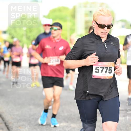 06.09.2026 - CURREX Alsterlauf Dr. Thomas Lammeyer http://msf.ph/oto/10131031 06.09.2026 09:53:53 Laufen 5775 meine-sportfotos.de