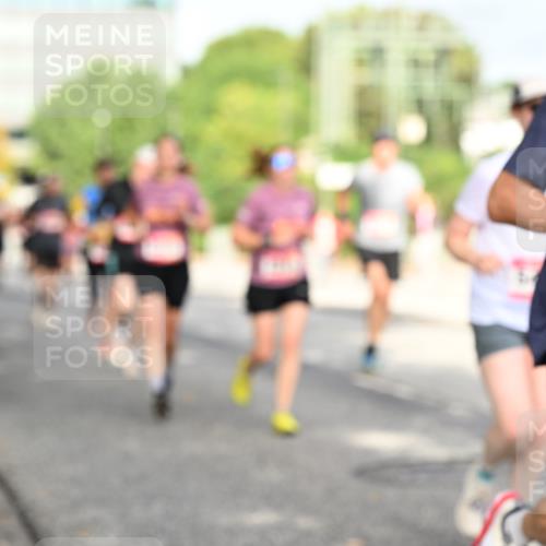 06.09.2026 - CURREX Alsterlauf Dr. Thomas Lammeyer http://msf.ph/oto/10131057 06.09.2026 09:53:55 Laufen  meine-sportfotos.de
