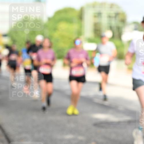 06.09.2026 - CURREX Alsterlauf Dr. Thomas Lammeyer http://msf.ph/oto/10131058 06.09.2026 09:53:56 Laufen  meine-sportfotos.de