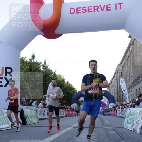 06.09.2026 - CURREX Alsterlauf Yannick Fuchs http://msf.ph/oto/10131075 06.09.2026 09:38:58 Ziel 2371, 2379, 2784, 4164, 5333, 5692, 5830, 5971, 6284, 6370, 8199 meine-sportfotos.de