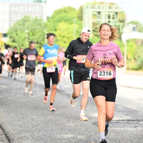 06.09.2026 - CURREX Alsterlauf Dr. Thomas Lammeyer http://msf.ph/oto/10131077 06.09.2026 09:53:58 Laufen 6394, 81, 2316, 8, 23 meine-sportfotos.de