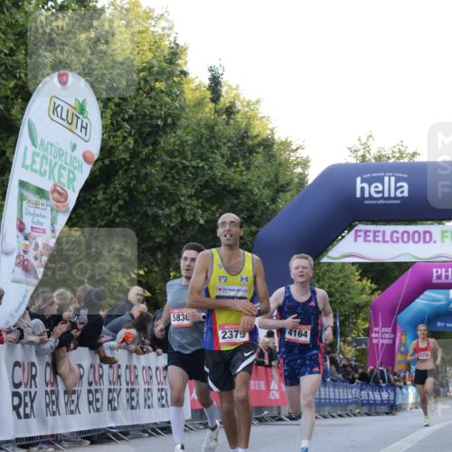 06.09.2026 - CURREX Alsterlauf Yannick Fuchs http://msf.ph/oto/10131120 06.09.2026 09:39:00 Ziel 2379, 2784, 4164, 5161, 5333, 5692, 5830, 6370, 8199 meine-sportfotos.de