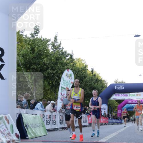 06.09.2026 - CURREX Alsterlauf Yannick Fuchs http://msf.ph/oto/10131130 06.09.2026 09:39:01 Ziel 2379, 2784, 4164, 4706, 5161, 5333, 5692, 5830, 6370, 8199 meine-sportfotos.de