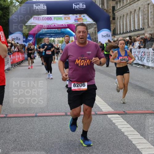 06.09.2026 - CURREX Alsterlauf Strokosch-Dieckow http://msf.ph/oto/10131132 06.09.2026 09:52:03 Ziel 2002, 2719, 3975, 4250, 4742, 5321, 5862, 5881, 6092, 6206, 8280 meine-sportfotos.de