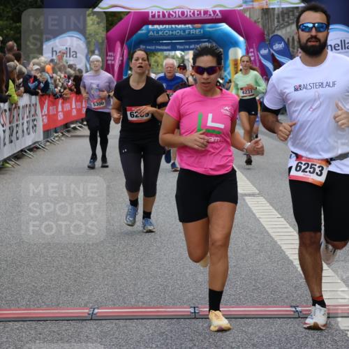 06.09.2026 - CURREX Alsterlauf Strokosch-Dieckow http://msf.ph/oto/10131145 06.09.2026 10:05:07 Ziel 2709, 3317, 3793, 3853, 3854, 3968, 4230, 4231, 4549, 4565, 4994, 5044, 5300, 5329, 5765, 6110, 6179, 6209, 6251, 6253, 8064, 8099, 8298 meine-sportfotos.de