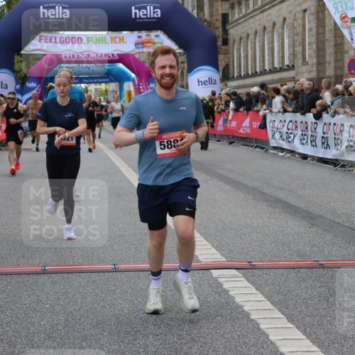06.09.2026 - CURREX Alsterlauf Strokosch-Dieckow http://msf.ph/oto/10131151 06.09.2026 09:52:06 Ziel 3301, 3839, 3975, 4250, 4567, 5321, 5862, 5881, 6092, 6206, 8280 meine-sportfotos.de
