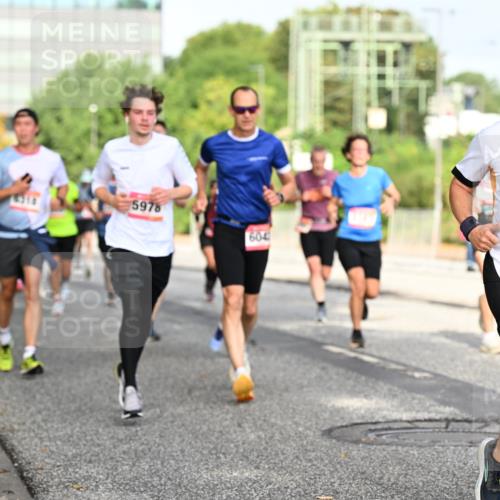 06.09.2026 - CURREX Alsterlauf Dr. Thomas Lammeyer http://msf.ph/oto/10131166 06.09.2026 09:54:10 Laufen 6310, 5978, 604, 3914 meine-sportfotos.de