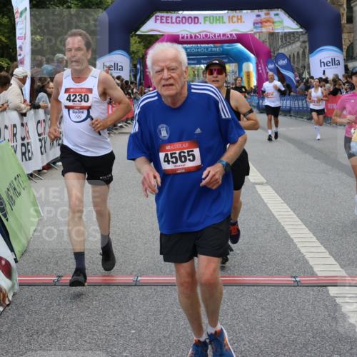 06.09.2026 - CURREX Alsterlauf Strokosch-Dieckow http://msf.ph/oto/10131235 06.09.2026 10:05:12 Ziel 2709, 2718, 4230, 4231, 4565, 4994, 5044, 5300, 6110, 6155, 6209, 6242, 6251, 6253, 8064, 8099 meine-sportfotos.de