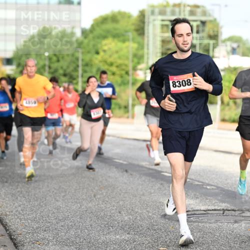 06.09.2026 - CURREX Alsterlauf Dr. Thomas Lammeyer http://msf.ph/oto/10131240 06.09.2026 09:54:26 Laufen 4859, 8308, 279 meine-sportfotos.de
