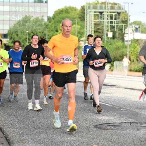 06.09.2026 - CURREX Alsterlauf Dr. Thomas Lammeyer http://msf.ph/oto/10131260 06.09.2026 09:54:27 Laufen 3403, 3075, 8152, 26, 1859, 830, 2663 meine-sportfotos.de