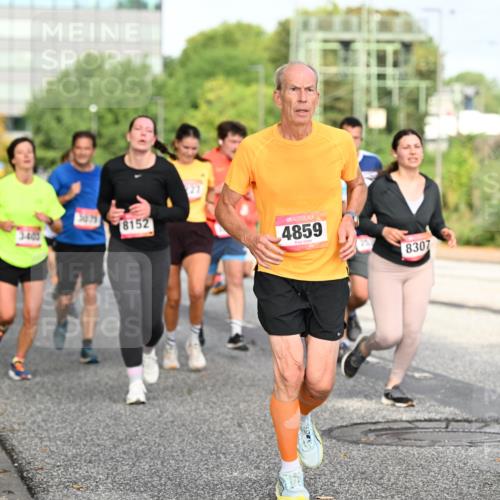 06.09.2026 - CURREX Alsterlauf Dr. Thomas Lammeyer http://msf.ph/oto/10131267 06.09.2026 09:54:28 Laufen 3079, 8152, 110, 4859, 8307, 26 meine-sportfotos.de