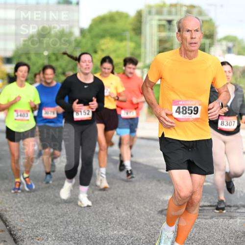 06.09.2026 - CURREX Alsterlauf Dr. Thomas Lammeyer http://msf.ph/oto/10131270 06.09.2026 09:54:28 Laufen 3403, 8152, 4859, 8307 meine-sportfotos.de
