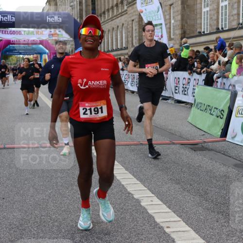 06.09.2026 - CURREX Alsterlauf Strokosch-Dieckow http://msf.ph/oto/10131328 06.09.2026 09:52:17 Ziel 2118, 2191, 2284, 2758, 3289, 3301, 3450, 3789, 4462, 5129, 5287, 8071 meine-sportfotos.de