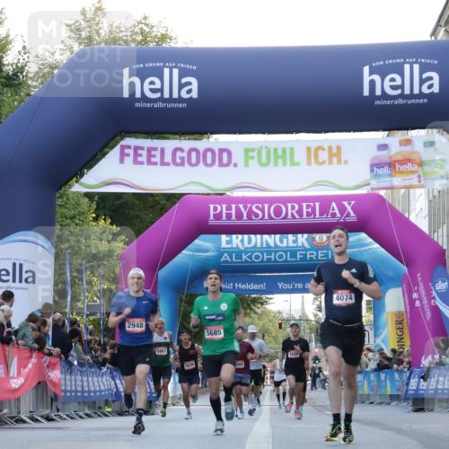 06.09.2026 - CURREX Alsterlauf Yannick Fuchs http://msf.ph/oto/10131345 06.09.2026 09:39:15 Ziel 2948, 4074, 5685 meine-sportfotos.de