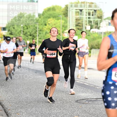 06.09.2026 - CURREX Alsterlauf Dr. Thomas Lammeyer http://msf.ph/oto/10131364 06.09.2026 09:54:37 Laufen 4800, 864, 066, 3307, 6409, 5 meine-sportfotos.de