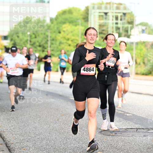 06.09.2026 - CURREX Alsterlauf Dr. Thomas Lammeyer http://msf.ph/oto/10131373 06.09.2026 09:54:38 Laufen 4864, 8066 meine-sportfotos.de