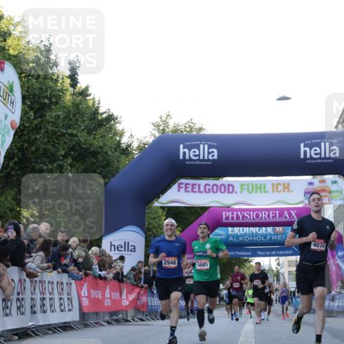 06.09.2026 - CURREX Alsterlauf Yannick Fuchs http://msf.ph/oto/10131376 06.09.2026 09:39:17 Ziel 2948, 4074, 5685 meine-sportfotos.de