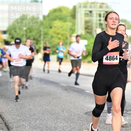 06.09.2026 - CURREX Alsterlauf Dr. Thomas Lammeyer http://msf.ph/oto/10131382 06.09.2026 09:54:38 Laufen 4864 meine-sportfotos.de