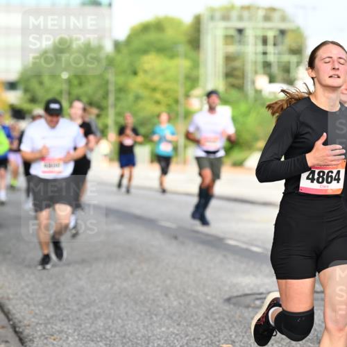 06.09.2026 - CURREX Alsterlauf Dr. Thomas Lammeyer http://msf.ph/oto/10131383 06.09.2026 09:54:39 Laufen 4864 meine-sportfotos.de
