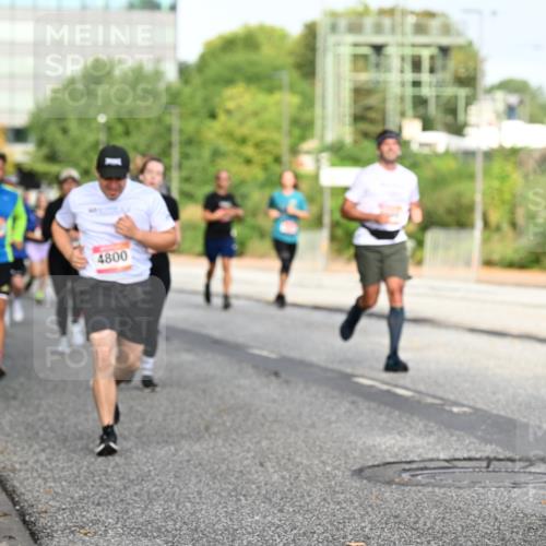 06.09.2026 - CURREX Alsterlauf Dr. Thomas Lammeyer http://msf.ph/oto/10131389 06.09.2026 09:54:39 Laufen 4800 meine-sportfotos.de