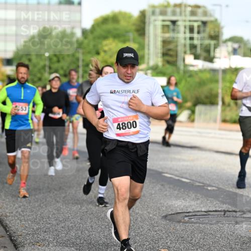 06.09.2026 - CURREX Alsterlauf Dr. Thomas Lammeyer http://msf.ph/oto/10131406 06.09.2026 09:54:40 Laufen 953, 4800, 5660 meine-sportfotos.de