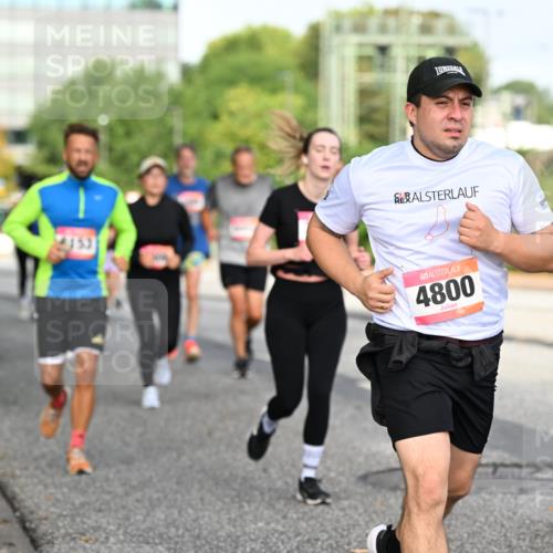 06.09.2026 - CURREX Alsterlauf Dr. Thomas Lammeyer http://msf.ph/oto/10131414 06.09.2026 09:54:41 Laufen 153, 4800 meine-sportfotos.de