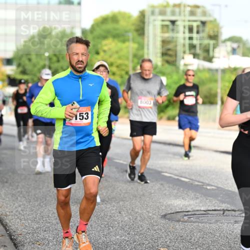 06.09.2026 - CURREX Alsterlauf Dr. Thomas Lammeyer http://msf.ph/oto/10131423 06.09.2026 09:54:42 Laufen 153, 8003, 3923 meine-sportfotos.de
