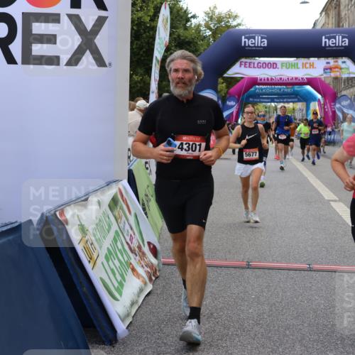 06.09.2026 - CURREX Alsterlauf Strokosch-Dieckow http://msf.ph/oto/10131433 06.09.2026 09:52:24 Ziel 2495, 2511, 2765, 2970, 3124, 3217, 3316, 4301, 5129, 5287, 5677, 6139 meine-sportfotos.de