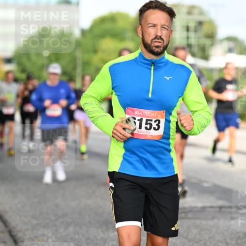 06.09.2026 - CURREX Alsterlauf Dr. Thomas Lammeyer http://msf.ph/oto/10131434 06.09.2026 09:54:43 Laufen 153 meine-sportfotos.de