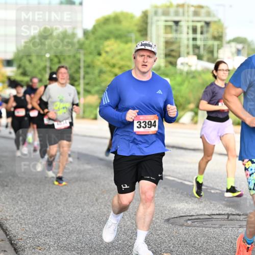 06.09.2026 - CURREX Alsterlauf Dr. Thomas Lammeyer http://msf.ph/oto/10131459 06.09.2026 09:54:45 Laufen 3394, 5986 meine-sportfotos.de