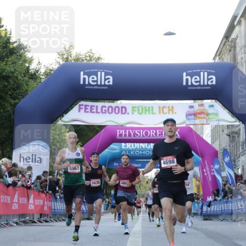 06.09.2026 - CURREX Alsterlauf Yannick Fuchs http://msf.ph/oto/10131487 06.09.2026 09:39:21 Ziel 2948, 3759, 4074, 4698, 4866, 5639, 5685, 5967 meine-sportfotos.de