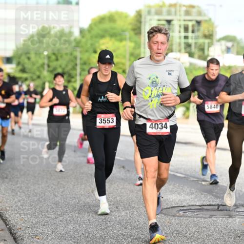 06.09.2026 - CURREX Alsterlauf Dr. Thomas Lammeyer http://msf.ph/oto/10131489 06.09.2026 09:54:48 Laufen 3472, 3553, 4034, 10, 5840, 3603 meine-sportfotos.de