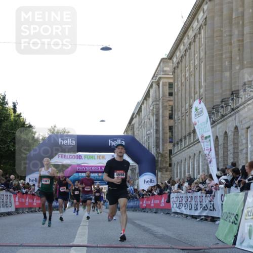 06.09.2026 - CURREX Alsterlauf Yannick Fuchs http://msf.ph/oto/10131511 06.09.2026 09:39:22 Ziel 2948, 3759, 4074, 4698, 4866, 5246, 5639, 5685, 5967 meine-sportfotos.de