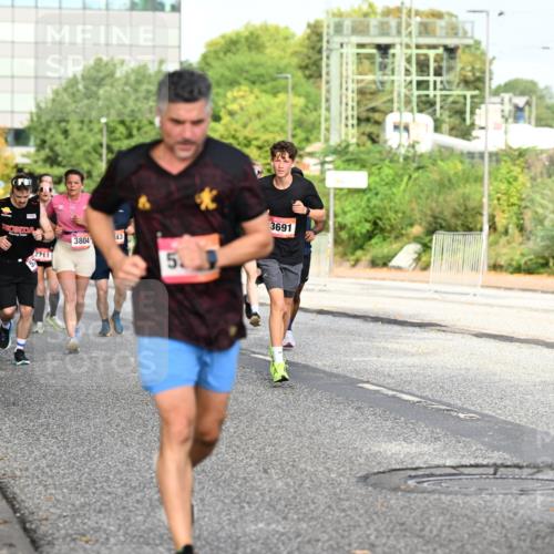 06.09.2026 - CURREX Alsterlauf Dr. Thomas Lammeyer http://msf.ph/oto/10131526 06.09.2026 09:54:51 Laufen 5858, 2711, 3804, 43, 59, 3691, 3 meine-sportfotos.de