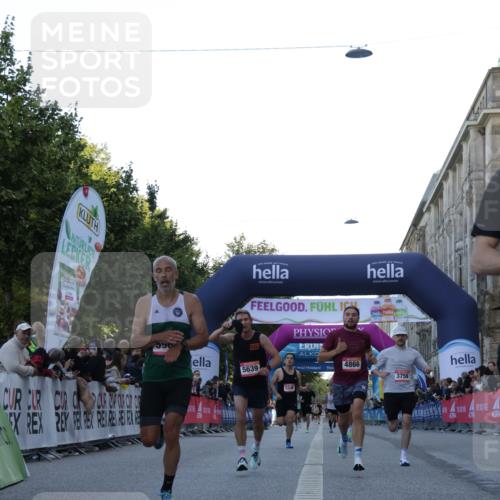 06.09.2026 - CURREX Alsterlauf Yannick Fuchs http://msf.ph/oto/10131558 06.09.2026 09:39:23 Ziel 2739, 2948, 3759, 3972, 4074, 4698, 4866, 5246, 5639, 5685, 5967 meine-sportfotos.de
