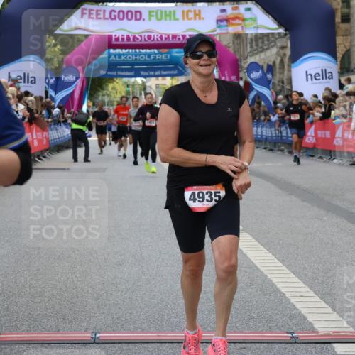 06.09.2026 - CURREX Alsterlauf Strokosch-Dieckow http://msf.ph/oto/10131599 06.09.2026 09:52:32 Ziel 2495, 2511, 2529, 2970, 3217, 3316, 3471, 4005, 4643, 4935, 5294, 5323, 5454, 5677, 6139 meine-sportfotos.de