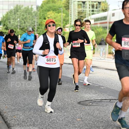 06.09.2026 - CURREX Alsterlauf Dr. Thomas Lammeyer http://msf.ph/oto/10131608 06.09.2026 09:55:03 Laufen 211, 5707, 4293, 6073, 3055, 80 meine-sportfotos.de