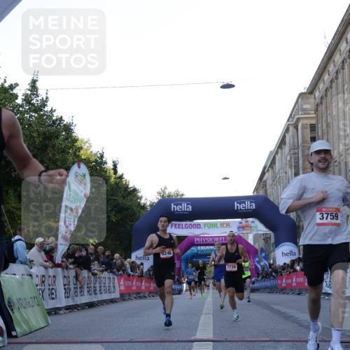 06.09.2026 - CURREX Alsterlauf Yannick Fuchs http://msf.ph/oto/10131609 06.09.2026 09:39:25 Ziel 2739, 2948, 3270, 3759, 3972, 4074, 4698, 4866, 5246, 5639, 5685, 5967 meine-sportfotos.de