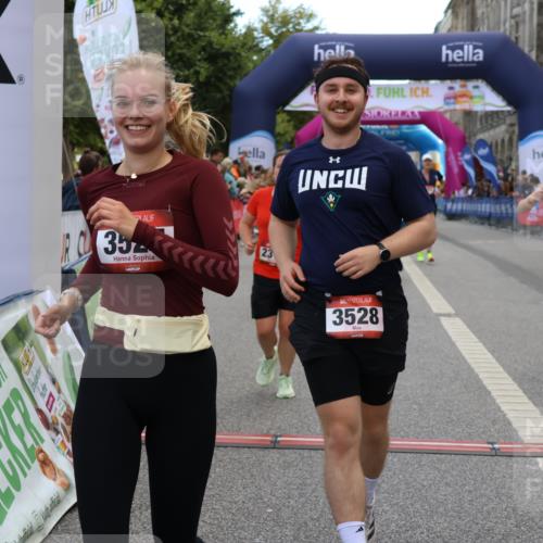 06.09.2026 - CURREX Alsterlauf Strokosch-Dieckow http://msf.ph/oto/10131613 06.09.2026 10:05:30 Ziel 2310, 3011, 3315, 3336, 3527, 3528, 3890, 4151, 4152, 4511, 4642, 5349 meine-sportfotos.de