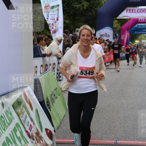 06.09.2026 - CURREX Alsterlauf Strokosch-Dieckow http://msf.ph/oto/10131632 06.09.2026 10:05:33 Ziel 2310, 3315, 3527, 3528, 3890, 4152, 4511, 5349, 5373, 5777 meine-sportfotos.de