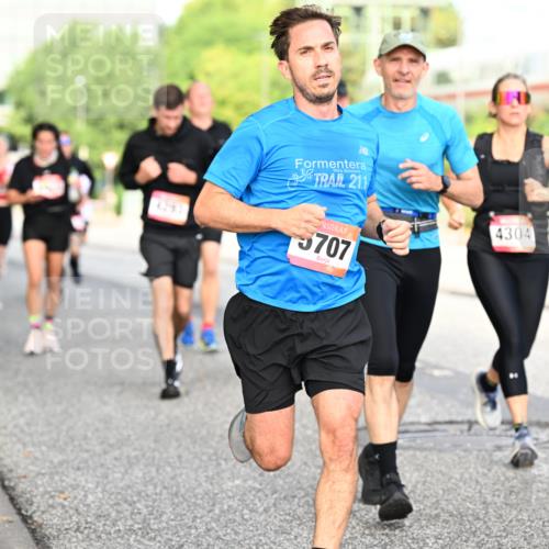 06.09.2026 - CURREX Alsterlauf Dr. Thomas Lammeyer http://msf.ph/oto/10131635 06.09.2026 09:55:06 Laufen 292, 211, 5707, 4304 meine-sportfotos.de